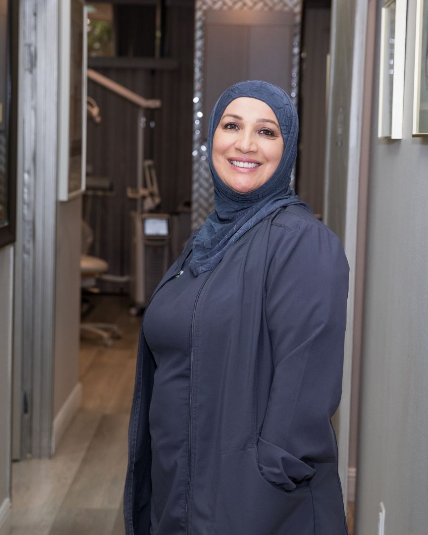 image of the doctor Roya image of the doctor Roya